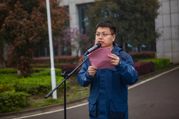 跑出加速率，尊龙凯时智能销售发货立异高